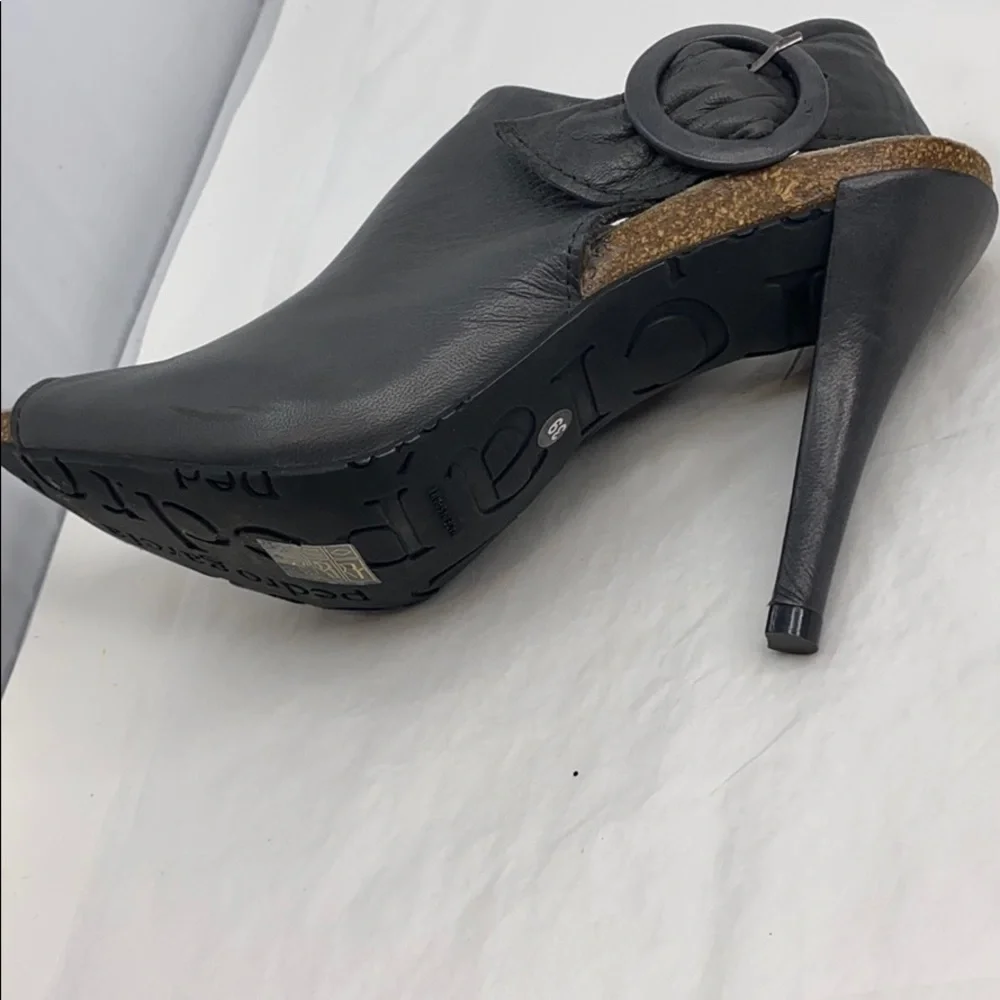 Pedro Garcia Sz 39 Leather Heels Sandals